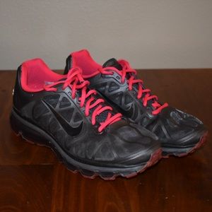 Nike Women’s 2011 Air Max